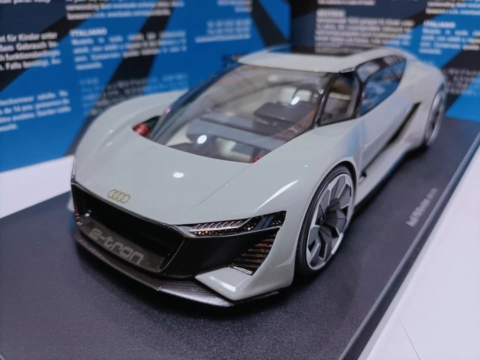 Audi Audi PB18 e-tron 2018 1:18 scale diecast by Autocult